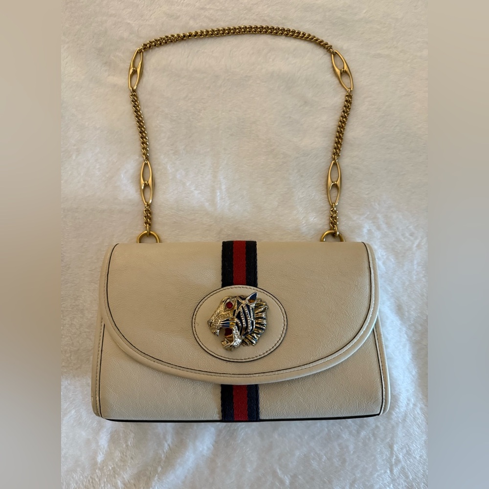 Gucci Small Linea Rajah Leather Shoulder Bag - Picture 3 of 12